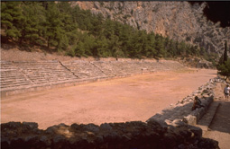 gradins du Stade de Delphes