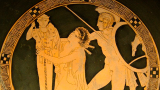 Ajax le petit arrachant de force Cassandre du Palladium auprès duquel elle s'était réfugiée - Intérieur d'une coupe à figures rouges du Peintre de Codros, v. 440-430 av. J.-C., Musée du Louvre © Wikimedia commons 