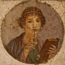 Portrait d'une jeune femme cultivée, Fresque de Pompéi - Maison Regio VI, Ier siècle après J.-C., Musée archéologique de Naples, © Blandine Hombourger