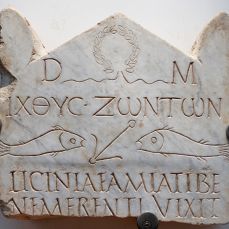 Stèle funéraire - Licinia Amias