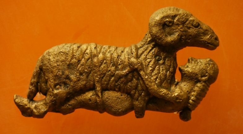 Applique de bronze - Ulysse sous le bélier - Musée de Delphes - © Y. Scolan